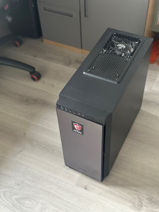 Ordenador Gaming + Silla Gamer