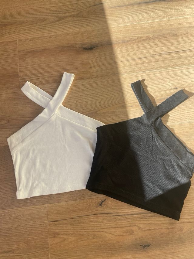 Top de punto blanco cruzado