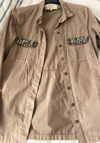 Sobrecamisa Zara pedrería