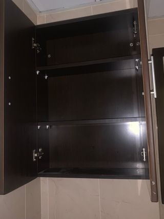 Mobili da bagno in legno e vetro