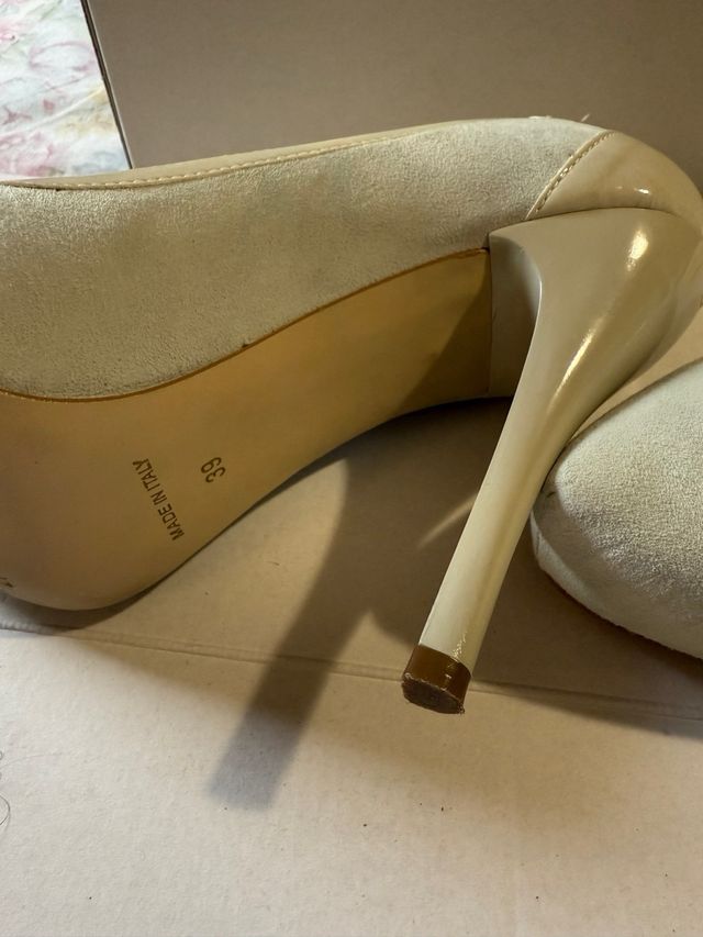 Arcadia Décolleté Panna Pelle Vera scamosciata 