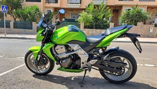 Kawasaki Z750 Verde