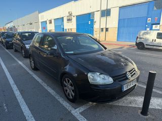 Volkswagen Golf 2004