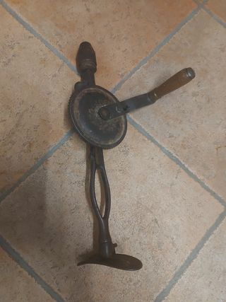 Trapano a mano antico raro