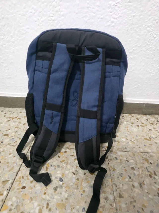 Mochila Pepe Jeans azul y gris