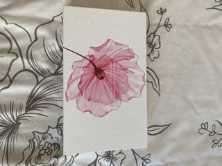 Caja decorativa flor rosa y blanca