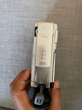 Cámara de vídeo digital JVC