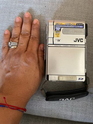 Cámara de vídeo digital JVC