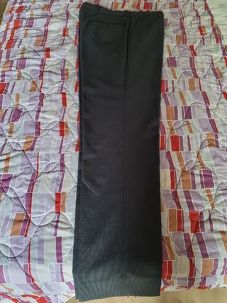 Vestito uomo colore grigio