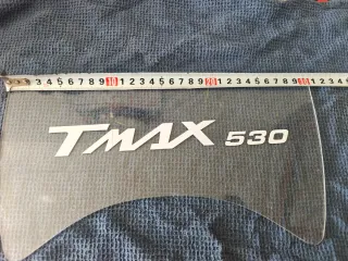 Separador Tmax 530 bajo asiento