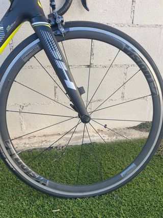 Bicicleta Carretera BH Quartz Negra/Amarilla
