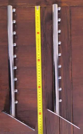 2 Percheros metálicos cromados ideales para tiend
