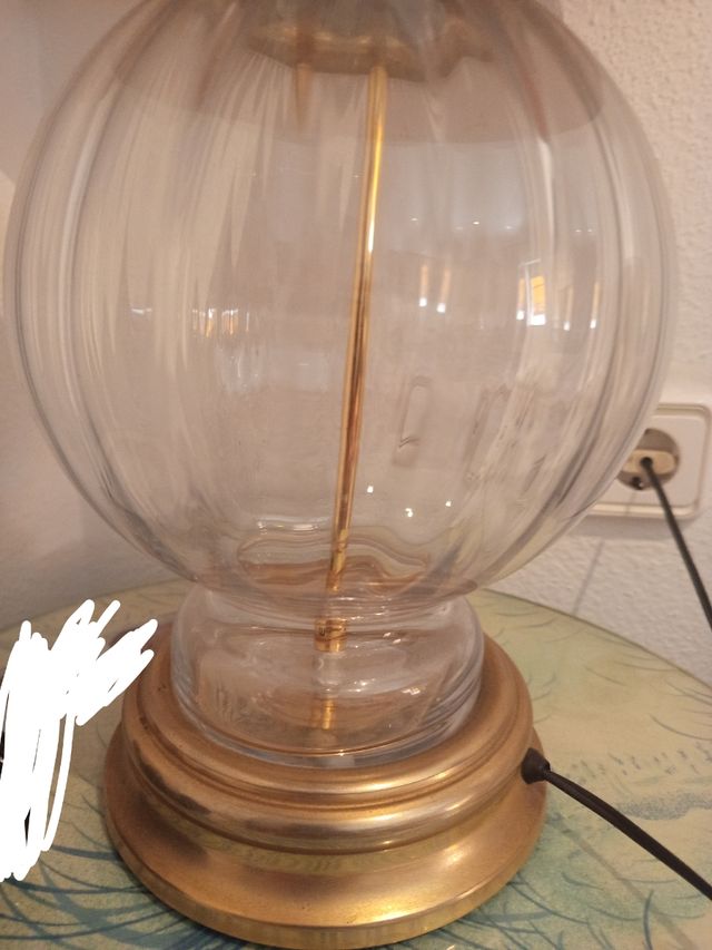 Lámpara de sobremesa cristal y metal