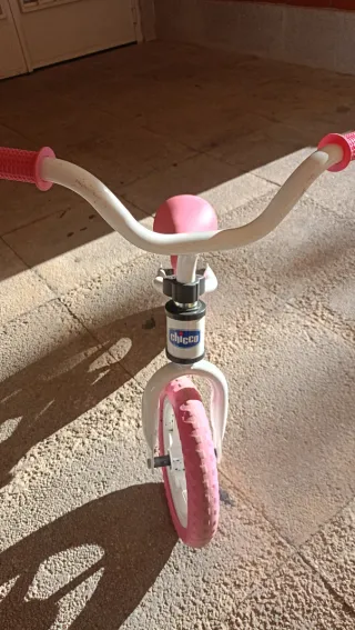 Bicicleta sin pedales Chicco Pink Comet