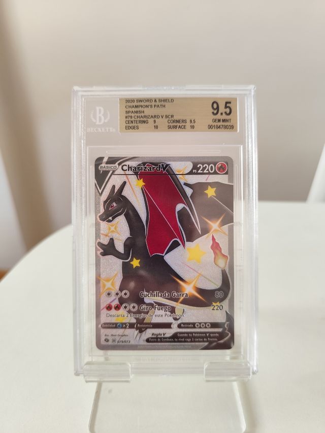 Charizard V SCR 2020 Beckett 9.5