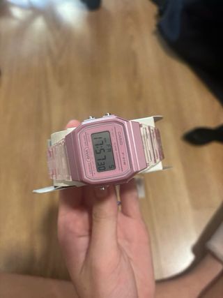 Reloj Casio F-91W Rosa Nuevo