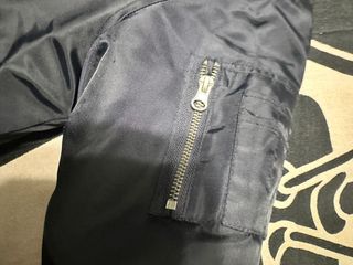 Bomber ragazzo blu con toppe