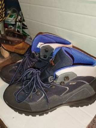 Botas de montaña Mountain Peak azul y gris