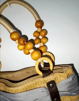 Bolso Vintage elegante.