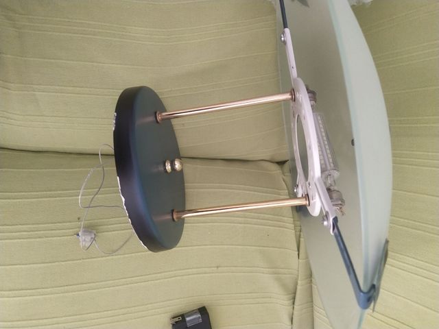 Lámpara de techo hojas azules y palos dorados