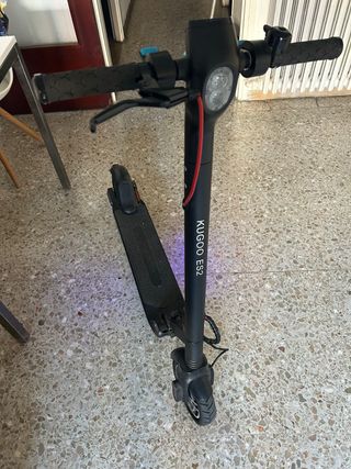 Patinete Eléctrico Kugoo ES2 (Batería Desgastada)