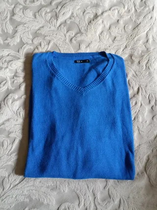 Camiseta básica algodón roja más 2 camisetas