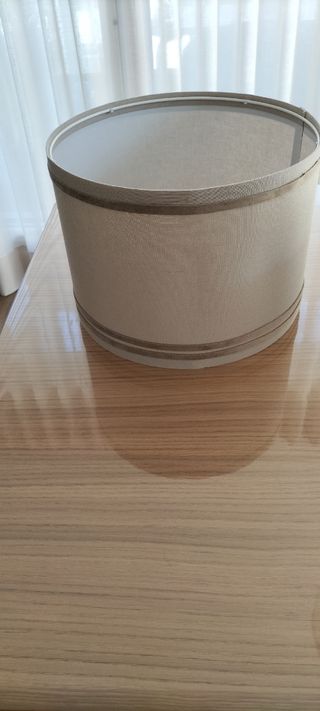 Pantalla lámpara mesa tela.