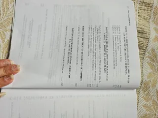 Economia teoria y politica