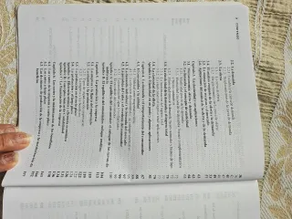 Economia teoria y politica