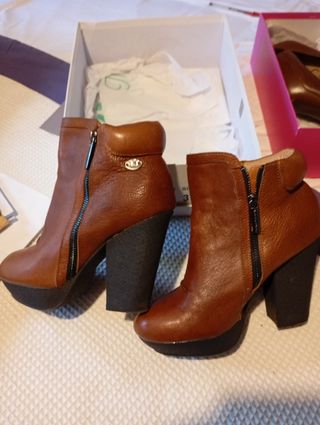 Botines piel blanda Adolfo Dominguez marrones
