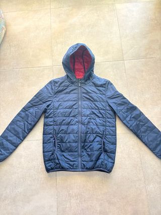 Chaqueta El Niño Azul Marino con Capucha
