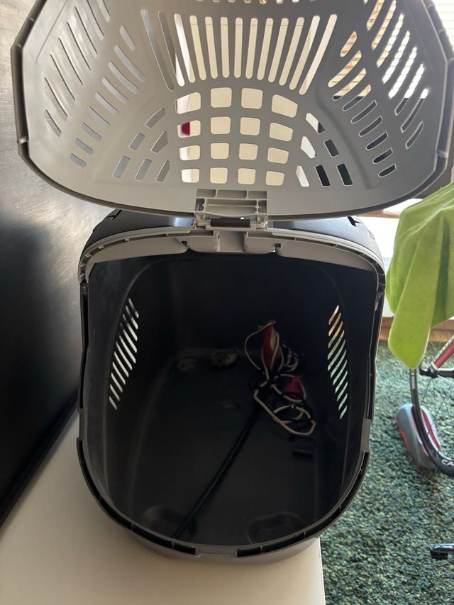 Transportín para gatos gris y blanco