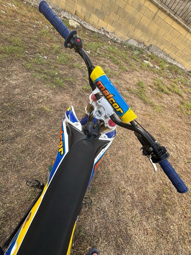 Moto Cross Malcor XZF