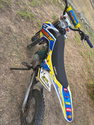 Moto Cross Malcor XZF