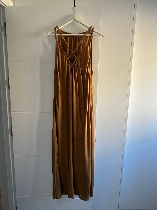 ZARA vestido largo espalda cruzada