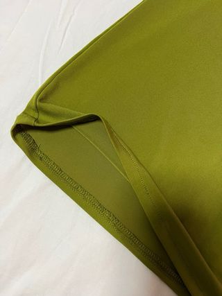 Pantalón Zara verde oliva sin estrenar