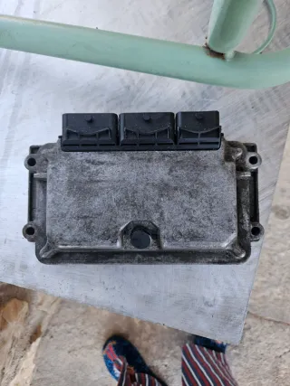 Centralita Peugeot 106 / Citroen Saxo Diesel