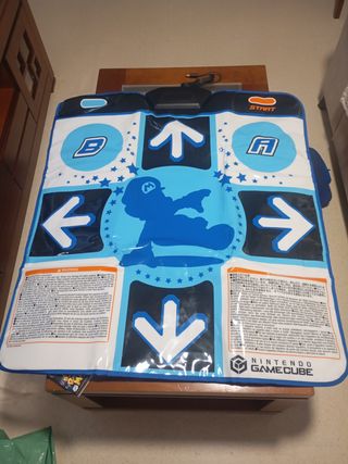 Dance Dance Revolution con Mario para GameCube