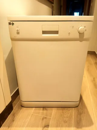 Lavavajillas blanco