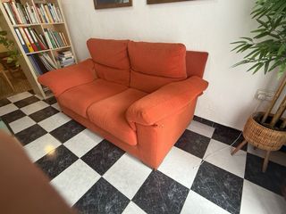Sofá naranja 2 plazas