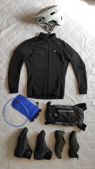 BICICLETA ELECTRICA MONTAÑA CON EQUIPAMIENTO