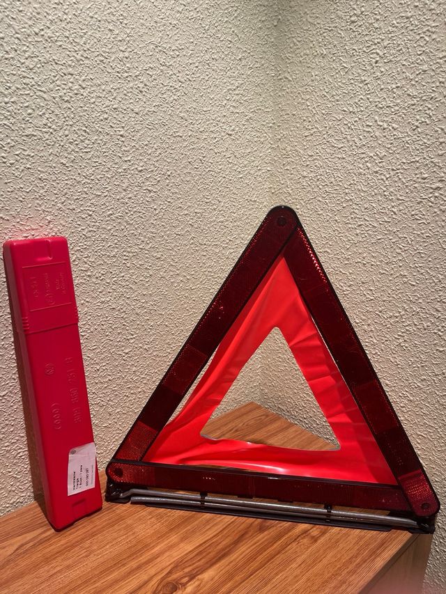 Triángulo emergencia homologado con funda