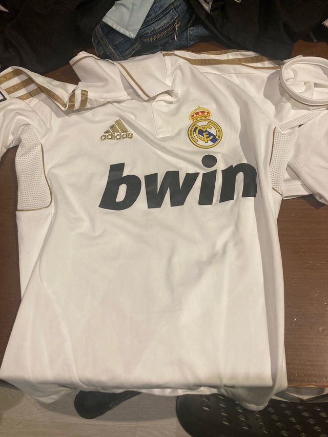 2 Camisetas Real Madrid Adidas Blancas Doradas