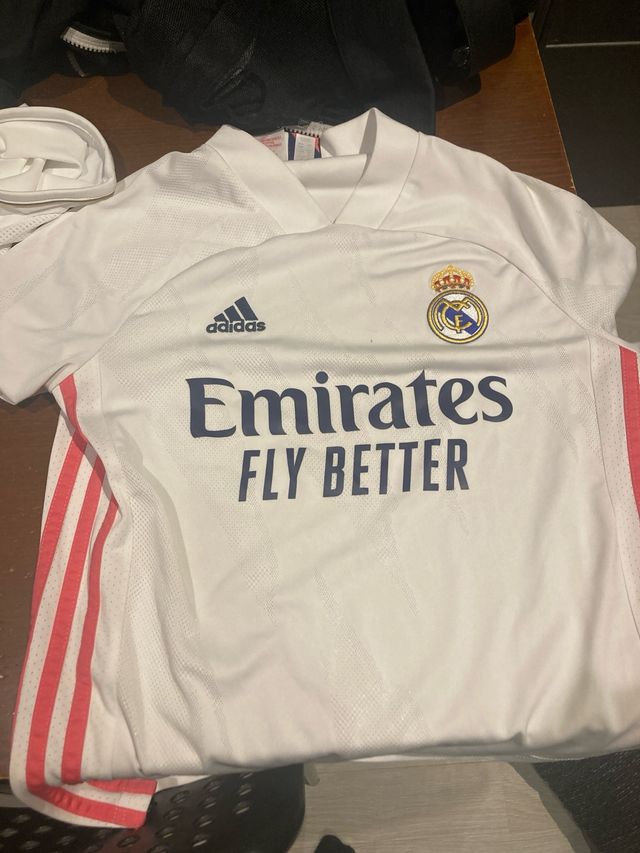 2 Camisetas Real Madrid Adidas Blancas Doradas