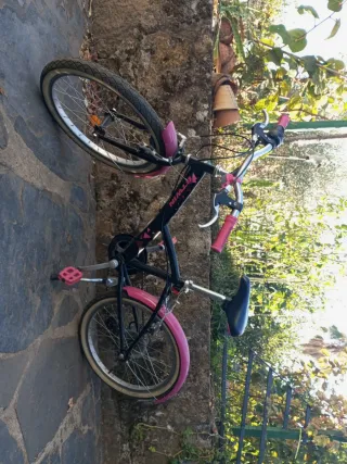 Bicicletas infantiles BTWIN y Olanda.
