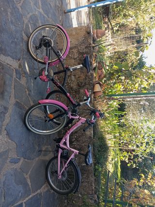 Bicicletas infantiles BTWIN y Olanda.