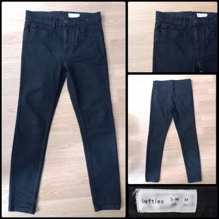 PANTALÓN VAQUERO PITILLO TALLA S-M NEGRO 