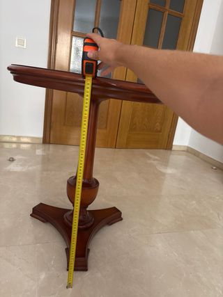 Mesita auxiliar madera maciza de El Corte Inglés 