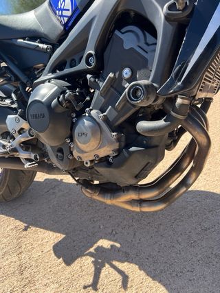 Yamaha MT-09 Azul V2 de noviembre de 2018