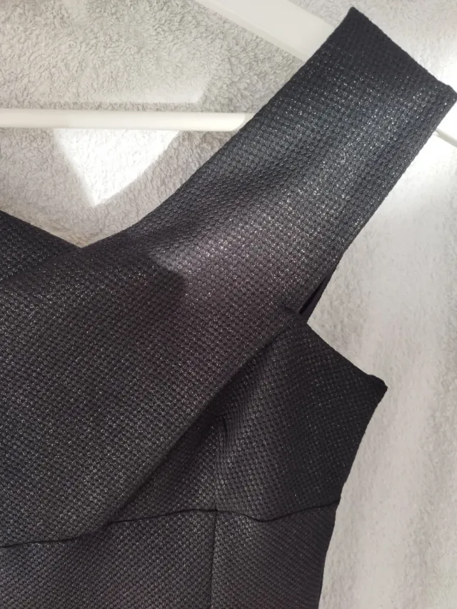 Vestido fiesta negro brillante